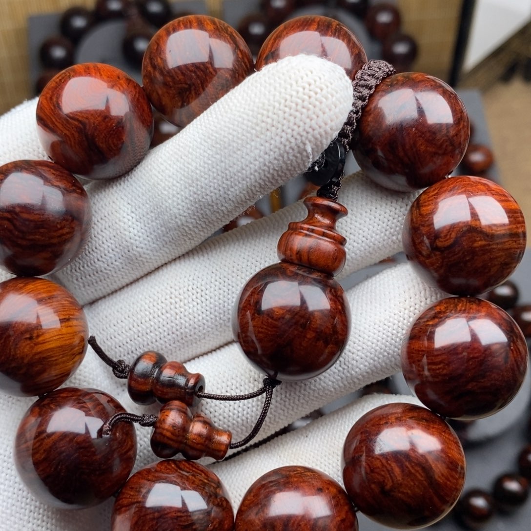 用***8黄花梨/降香黄檀手串