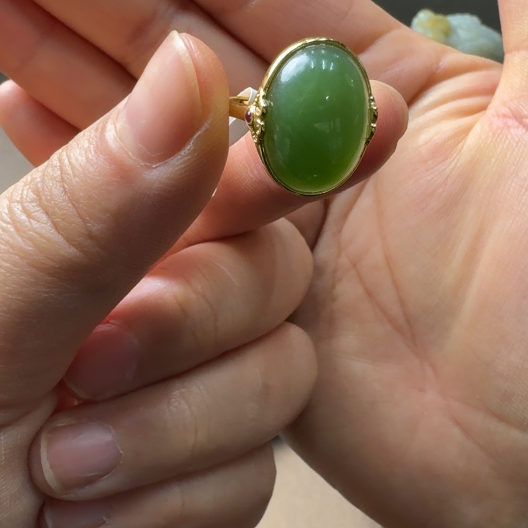 和田玉未镶嵌戒指