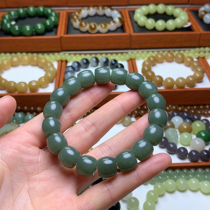 和田玉手串未镶嵌