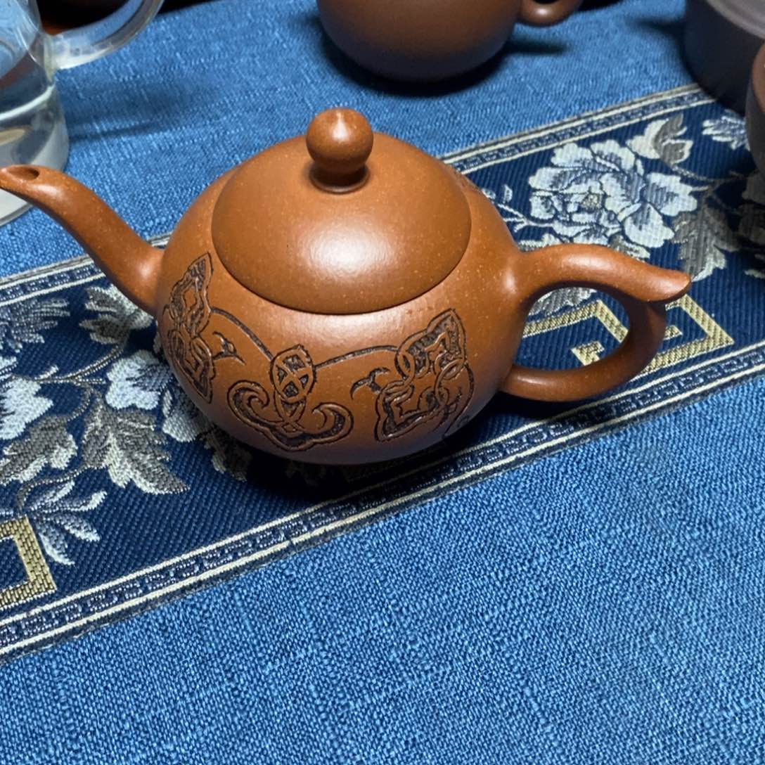 天***空紫砂茶壶180cc.       