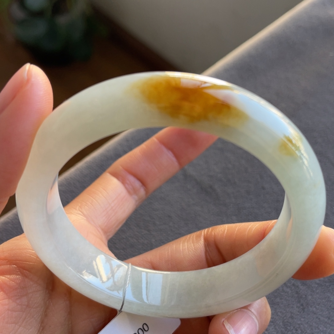 翡翠未镶嵌手镯焦糖色