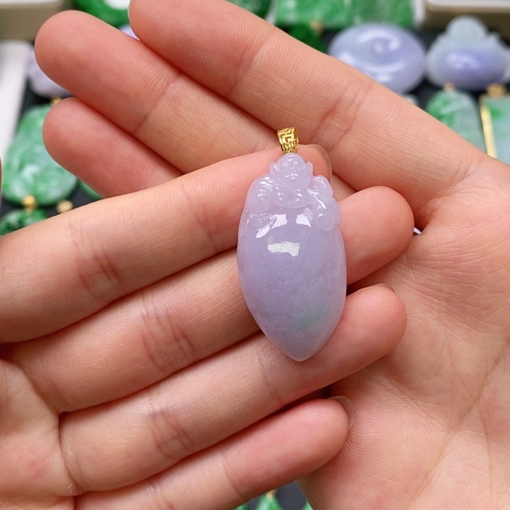 翡翠未镶嵌颈饰吊坠
