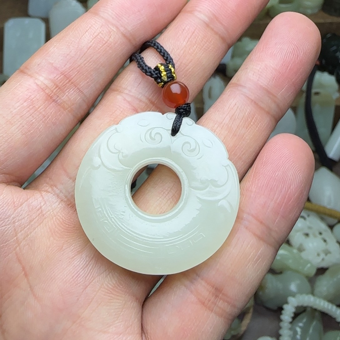 和田玉挂件未镶嵌双龙护主