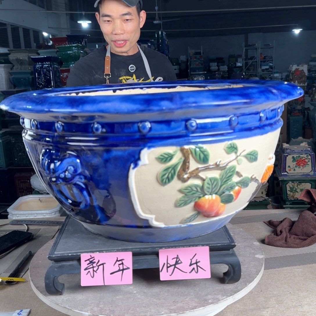 一风堂石湾花盆。微瑕