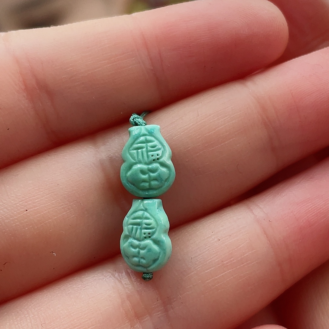 绿松石颈饰未镶嵌