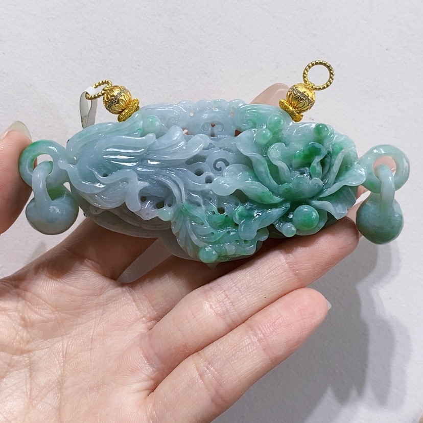 【闪购商品】翡翠未镶嵌颈饰