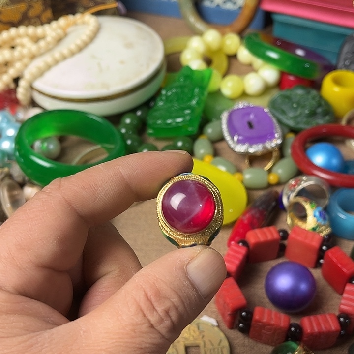 未镶嵌和田玉（糖玉）挂件