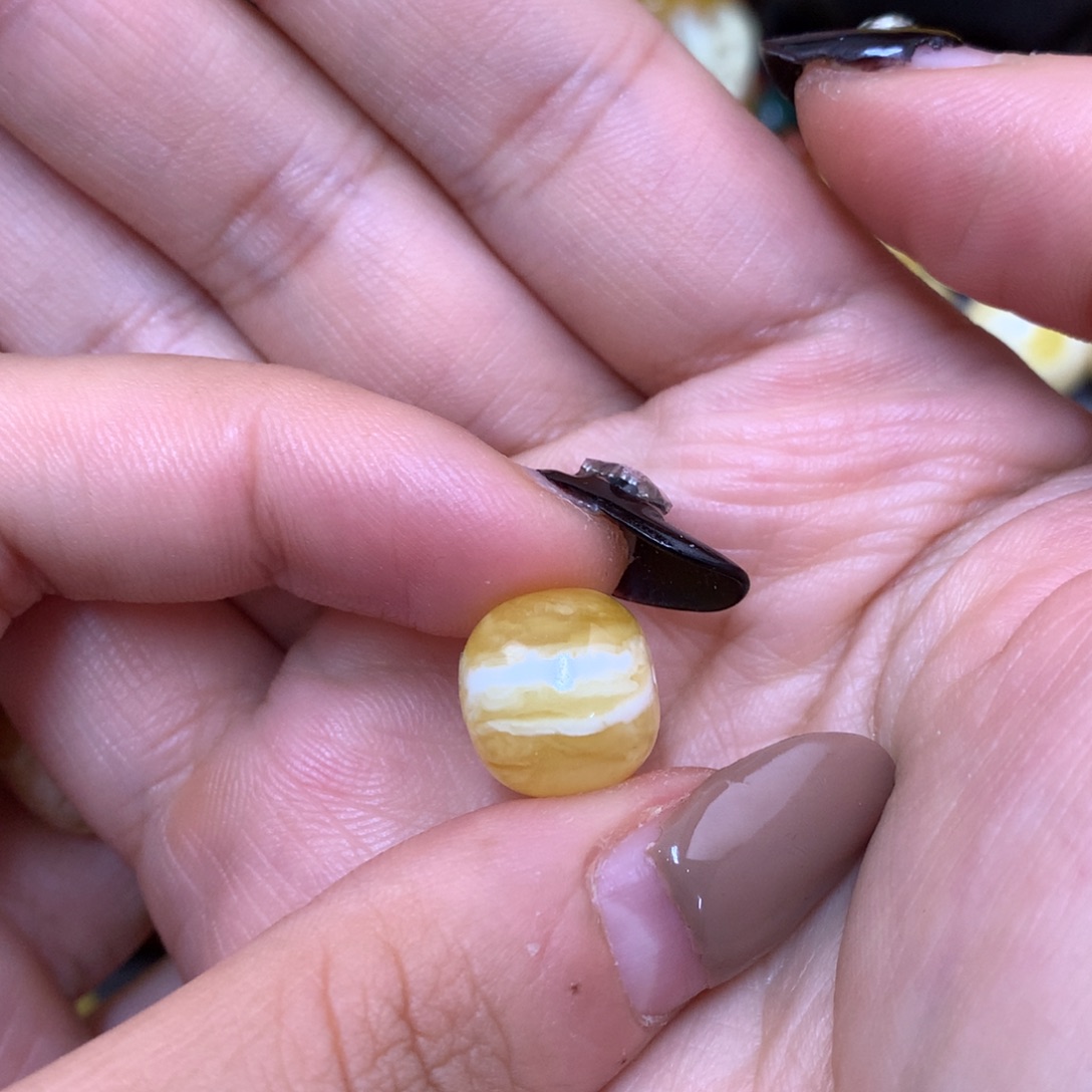 琥珀未镶嵌裸石蜜蜡12.8
