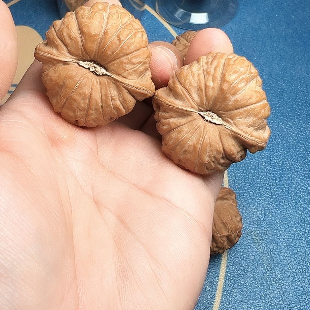 恶***ԅ吊坠文玩核桃43➕南瓜凹底