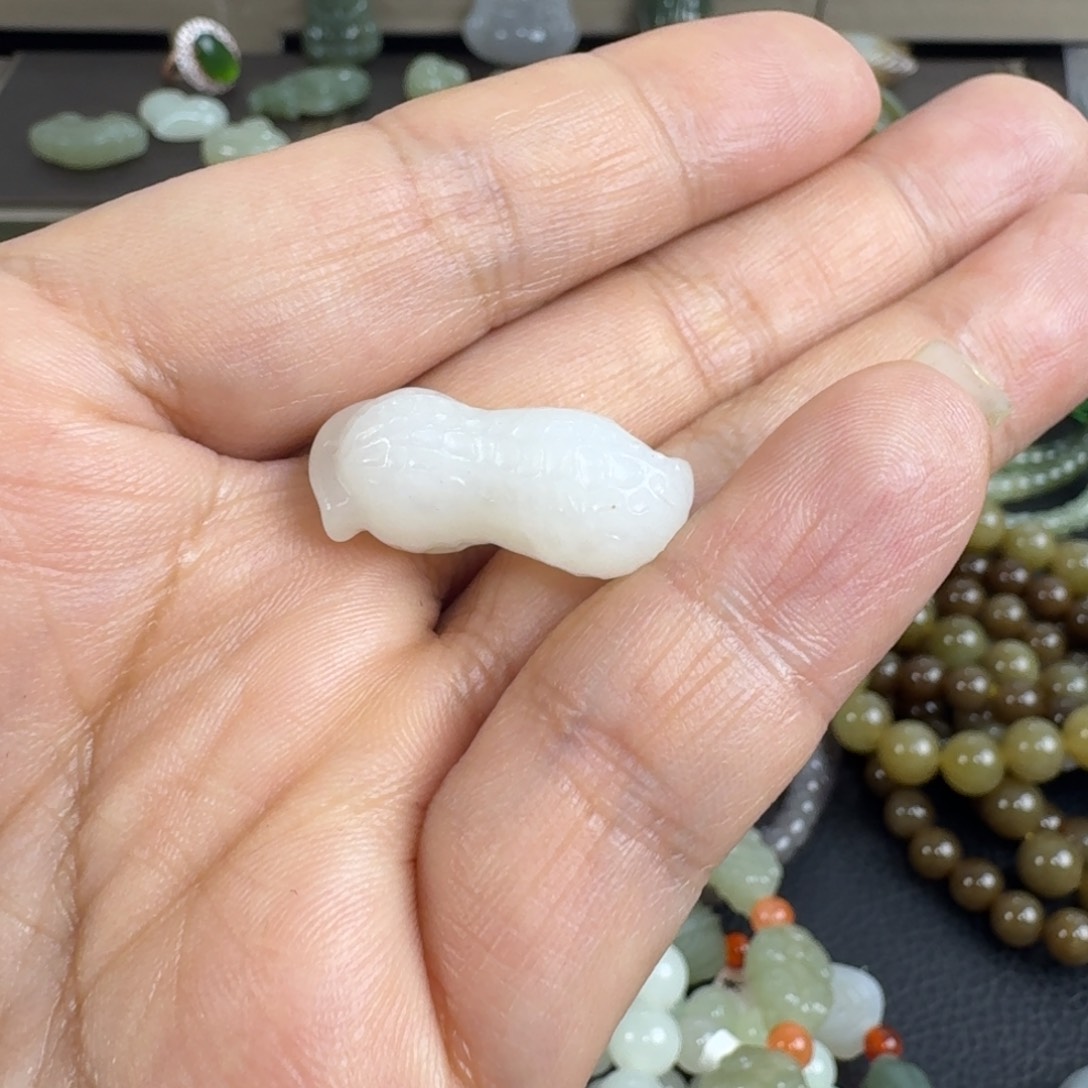 未镶嵌手串和田玉原**你