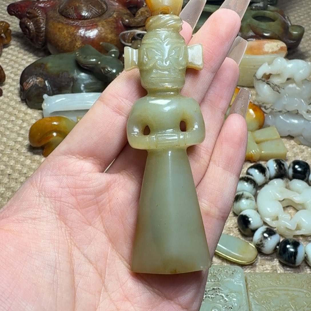 任***遥吊坠白玉菩提挂件