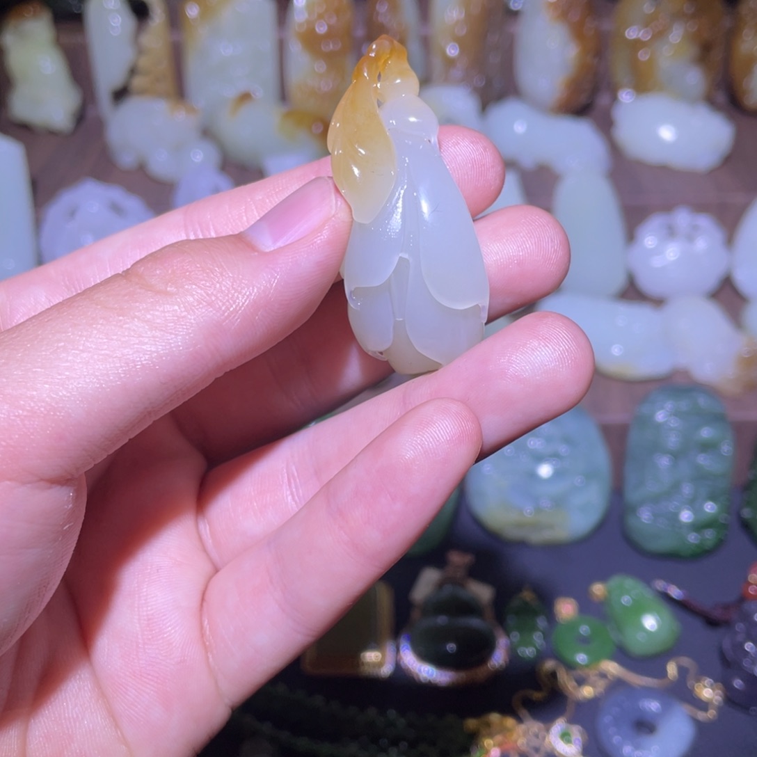 和田玉未镶嵌挂件