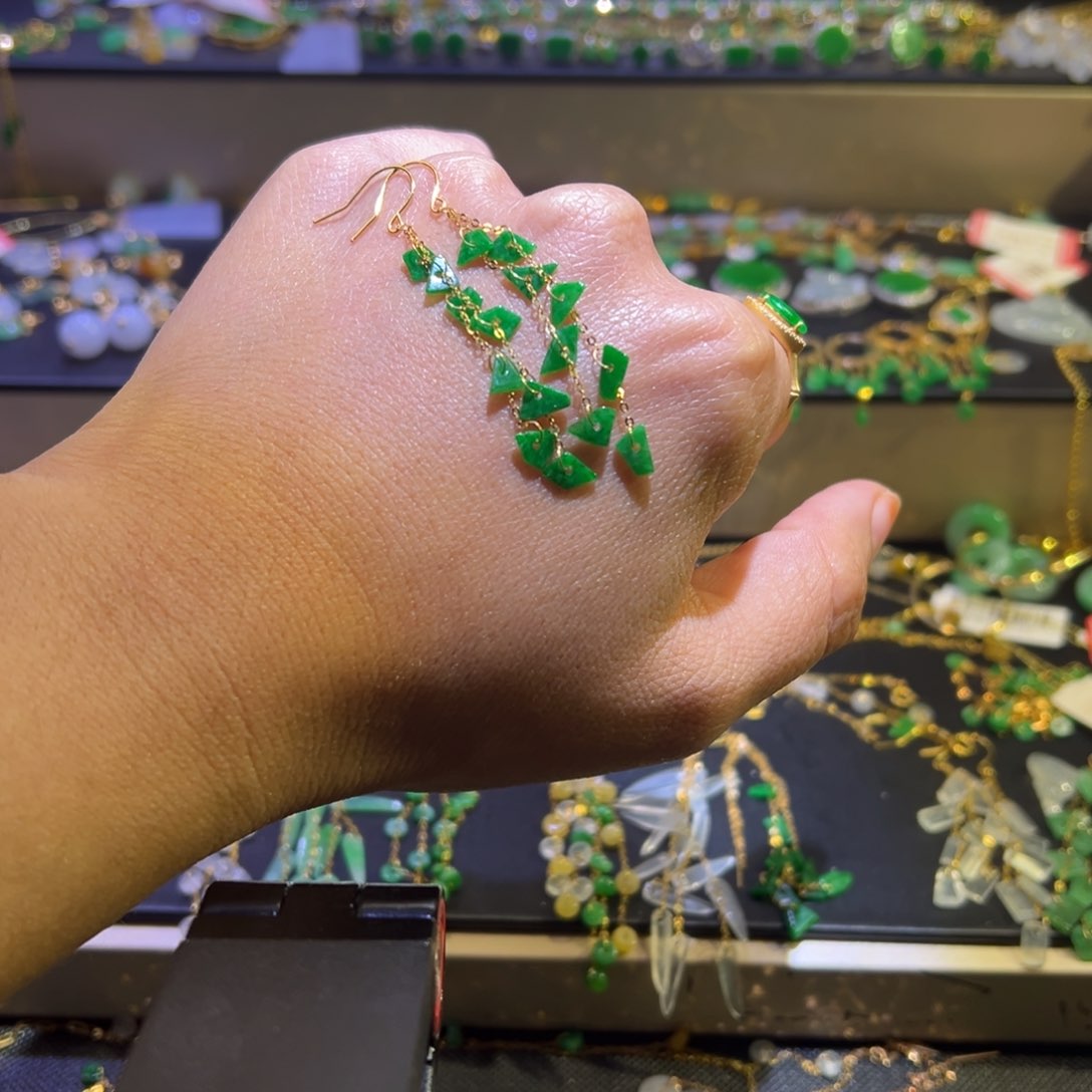 颈饰未镶嵌翡翠自**天支持复检，缅料