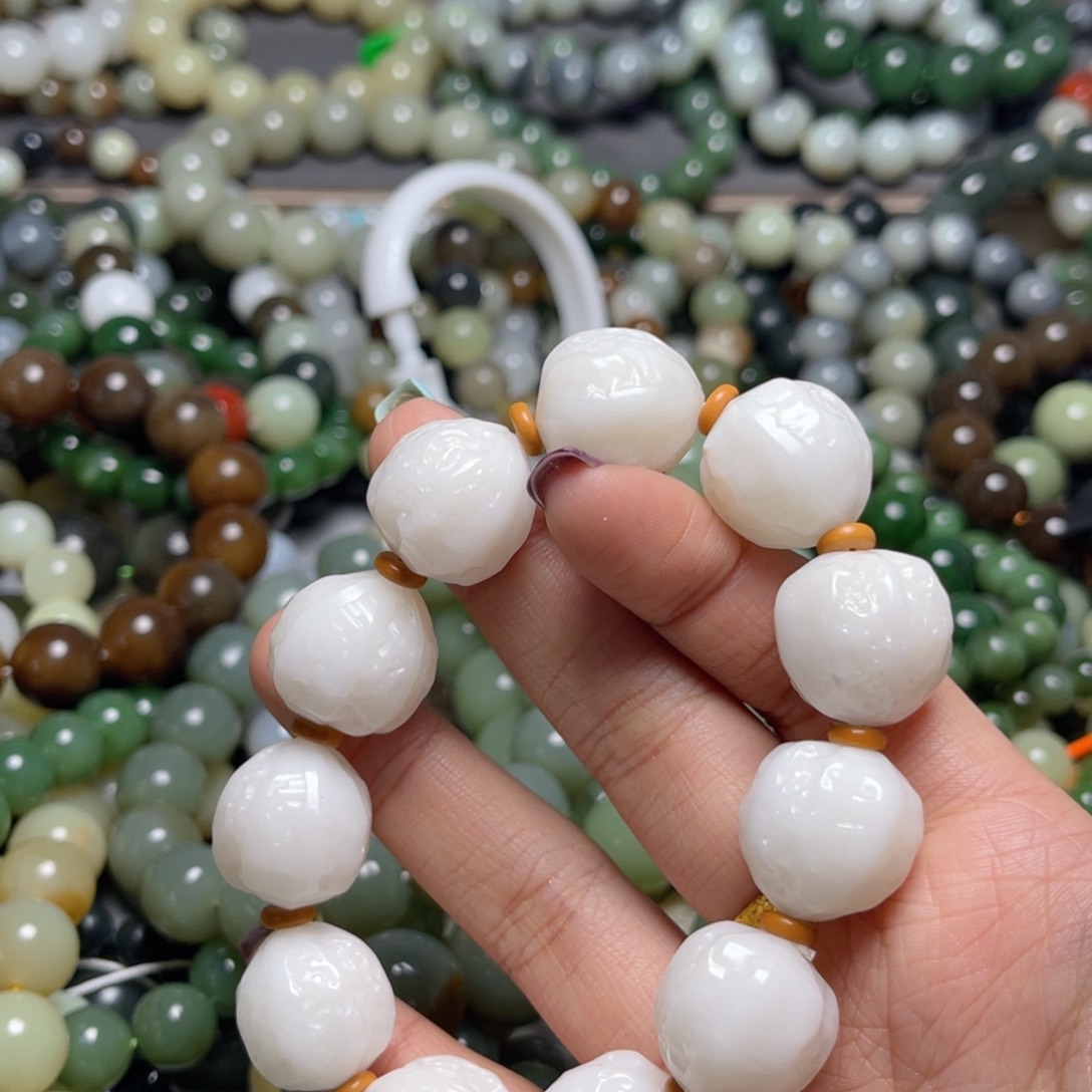 和田玉手链未镶嵌