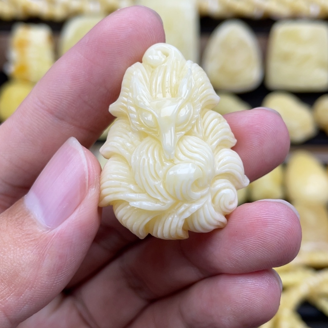 裸石琥珀未镶嵌琥珀蜜蜡