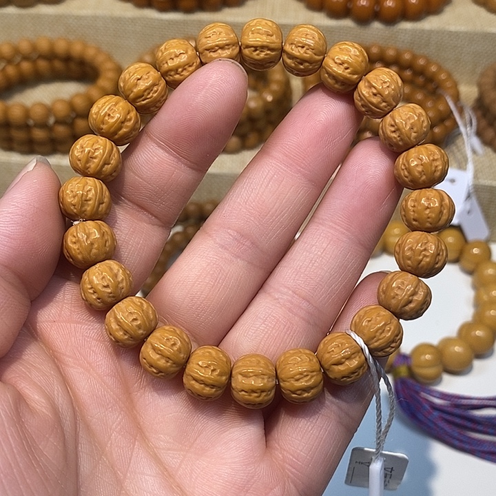 猴头核桃吊坠猴头核桃文玩手串