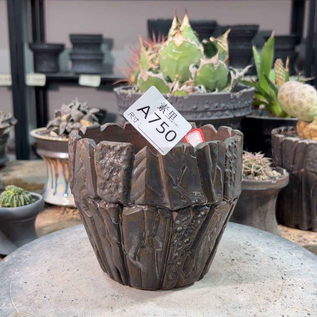 景德镇手工素里内面12.5高12瑕疵