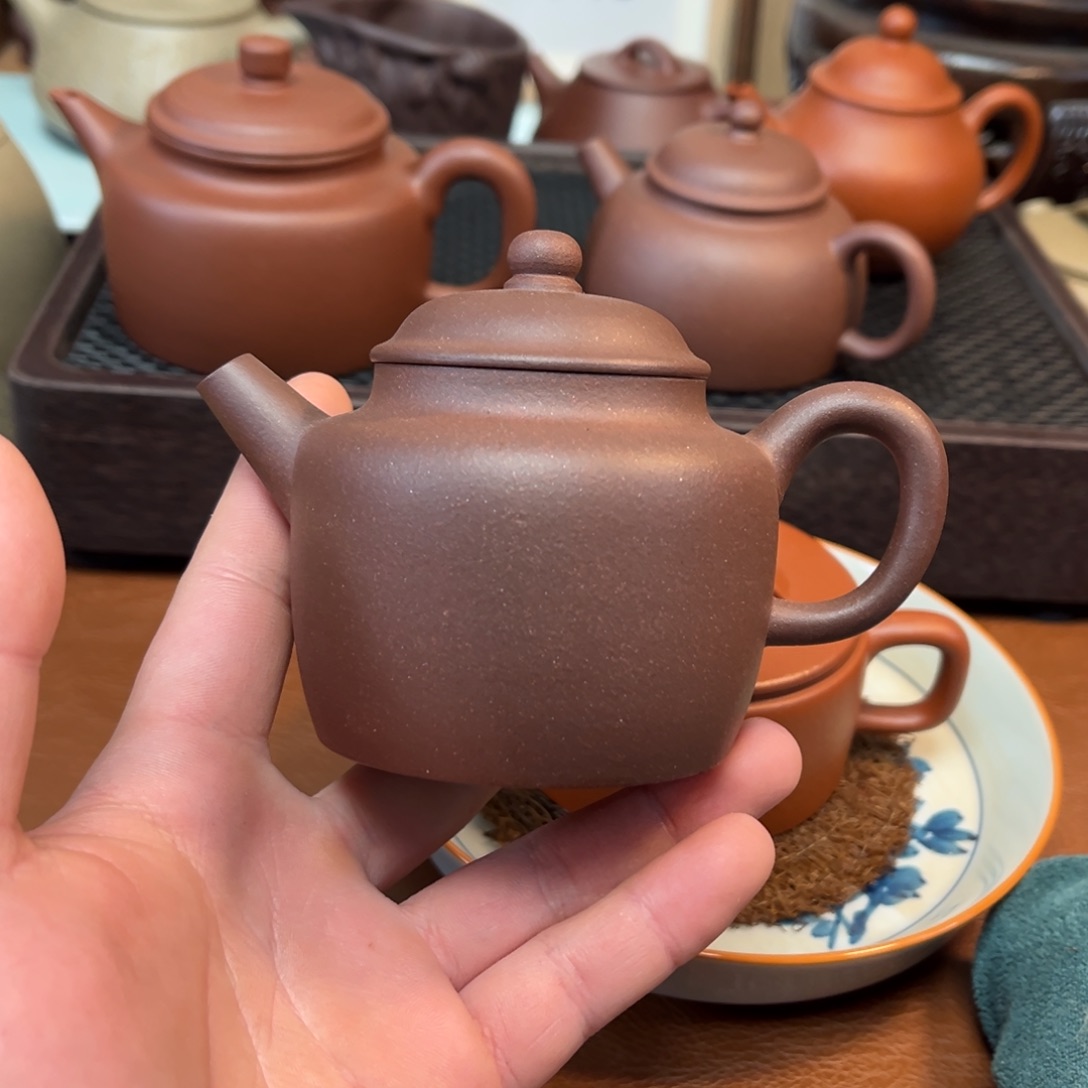 紫砂茶壶黄龙山底槽清