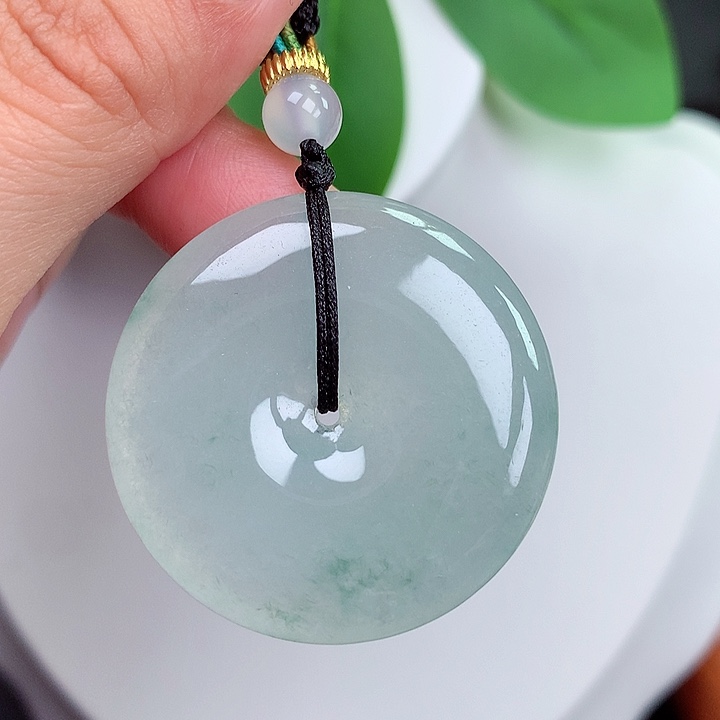 颈饰未镶嵌翡翠平安扣 34.2x6.0mm