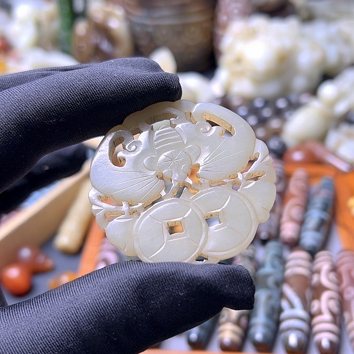 和田玉（糖玉）未镶嵌颈饰