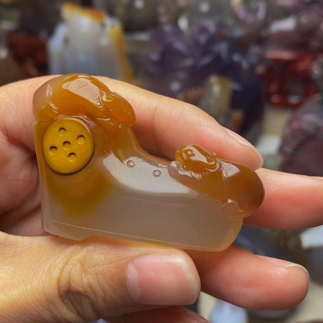 玛瑙/玉髓手把件未镶嵌
