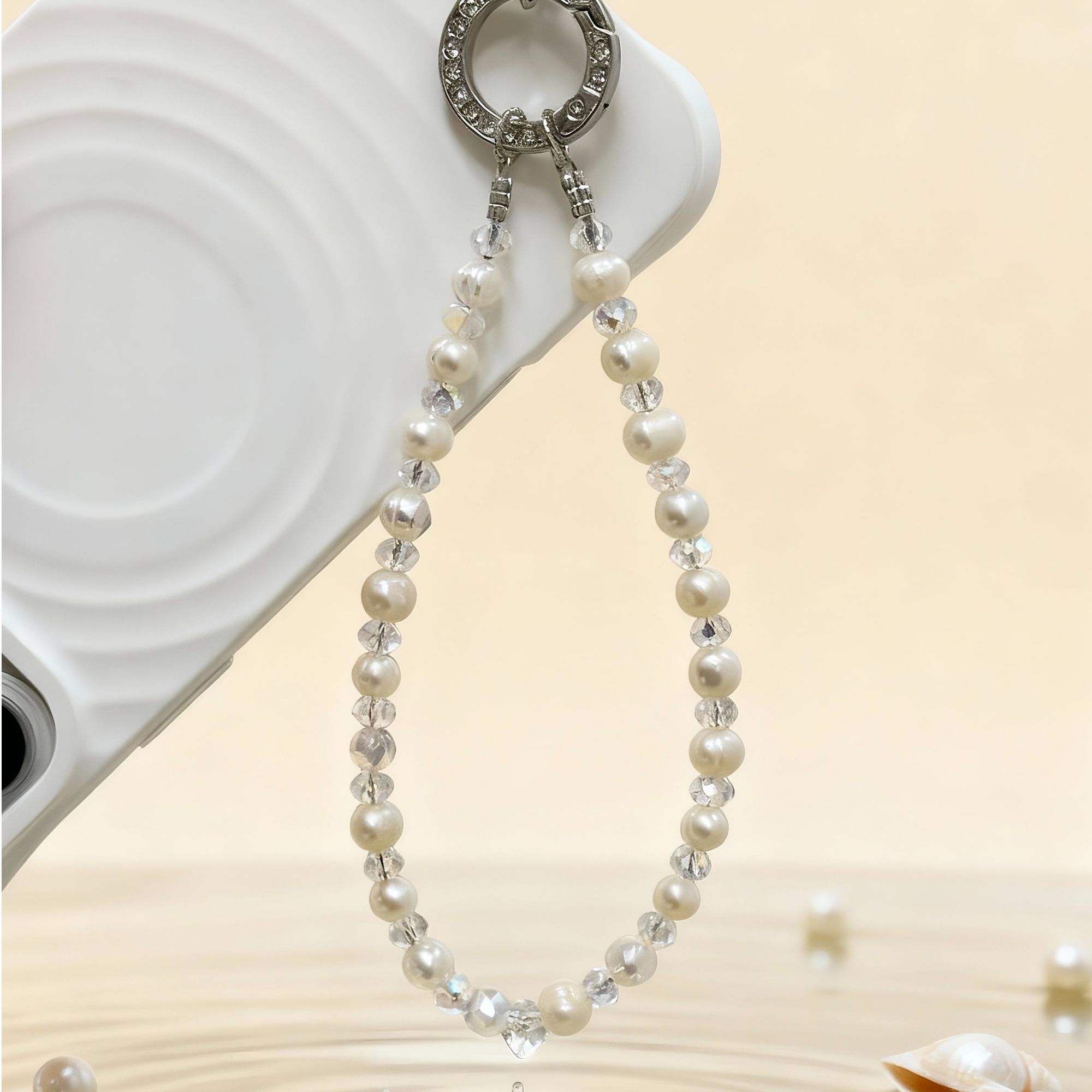 新款轻奢百搭海贝儿珍珠手机链短链短款diy时尚手工