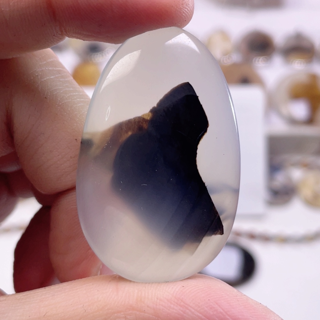 玛瑙/玉髓未镶嵌珠宝奇石