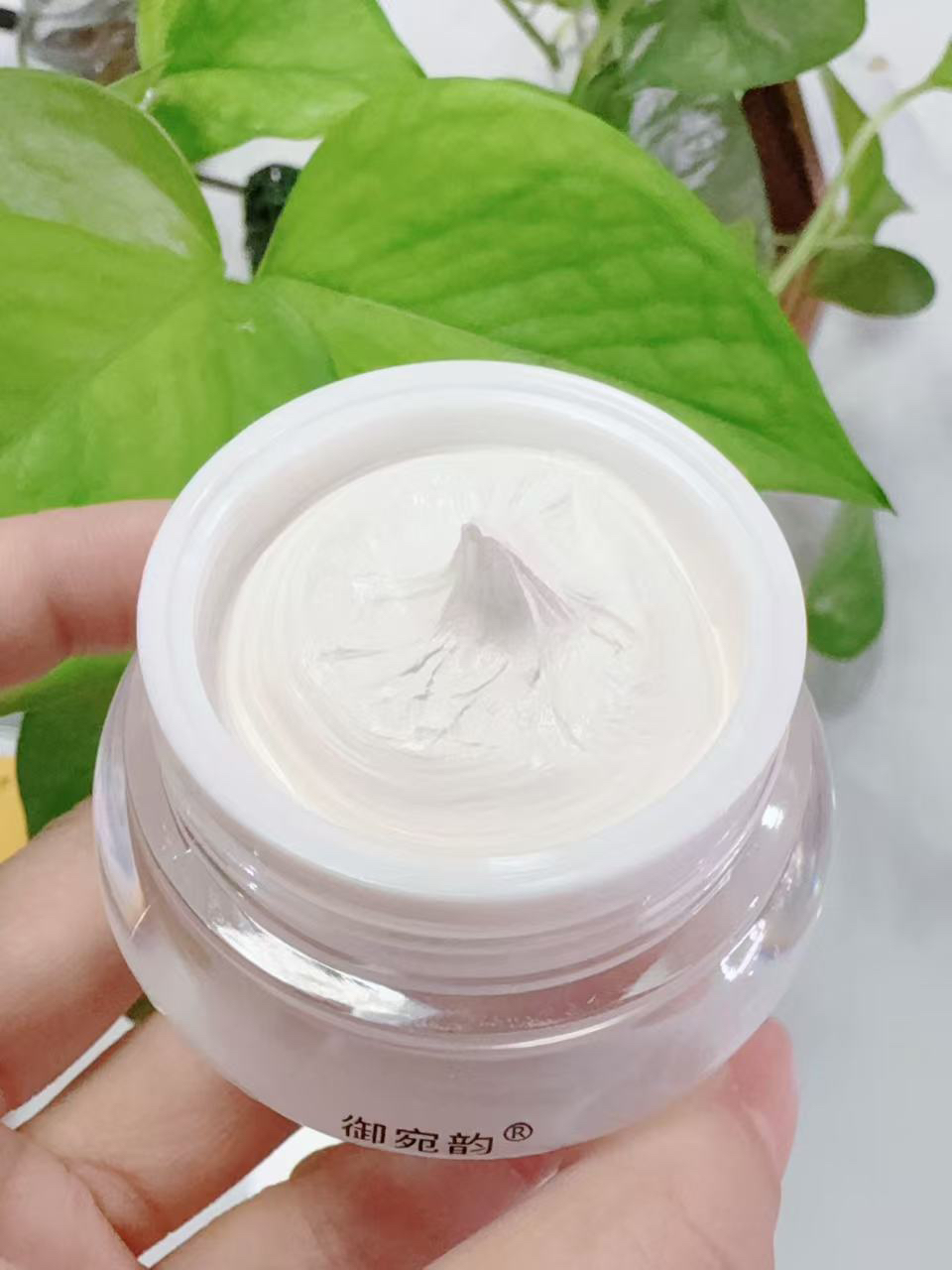 大瓶珍珠养肤膏遮瑕提亮保湿裸妆必备面霜