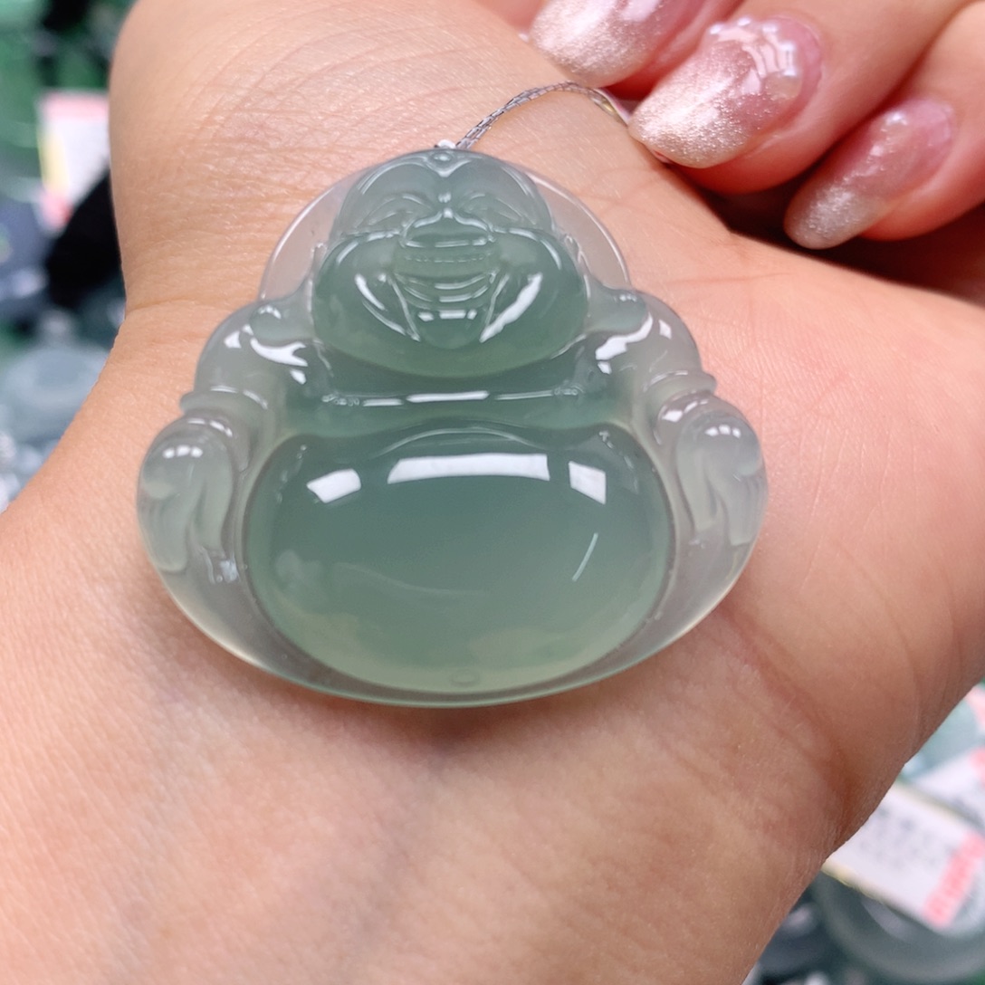 翡翠颈饰未镶嵌天然翡翠