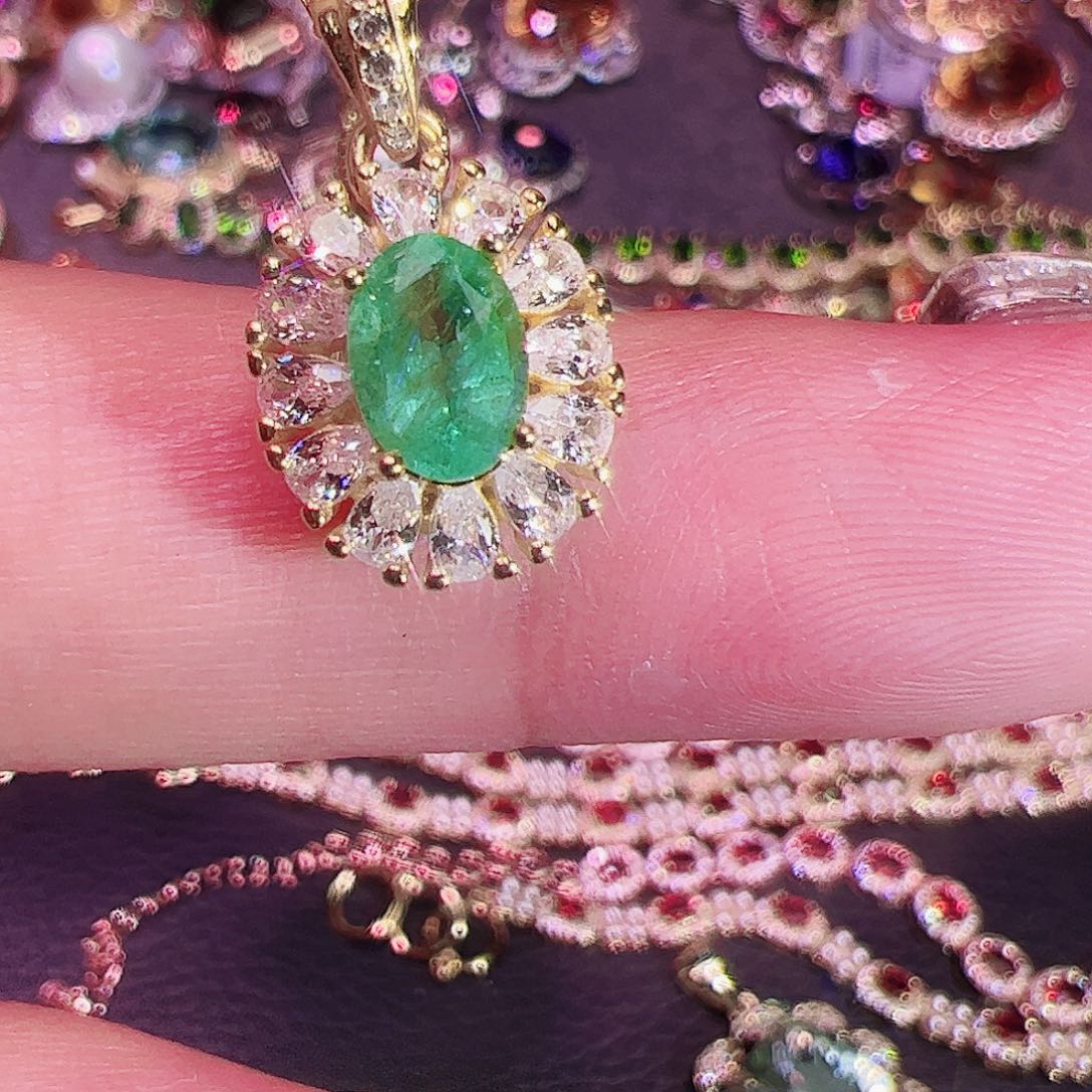 祖母绿吊坠银S925镶嵌