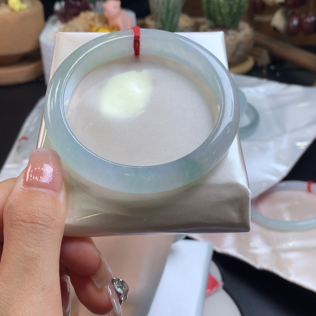 翡翠未镶嵌手镯58圈口