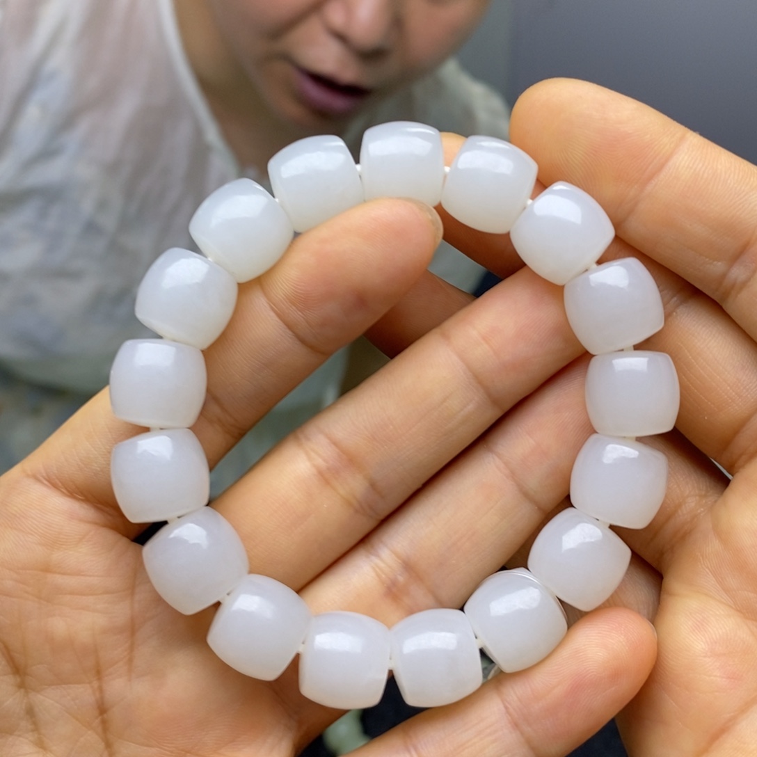 手串未镶嵌和田玉