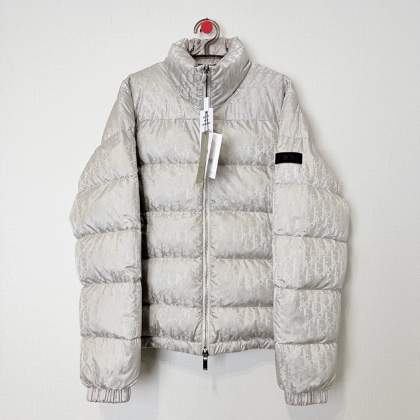 未使用 DIOR/迪奥 银色羽绒服/44/编号12181