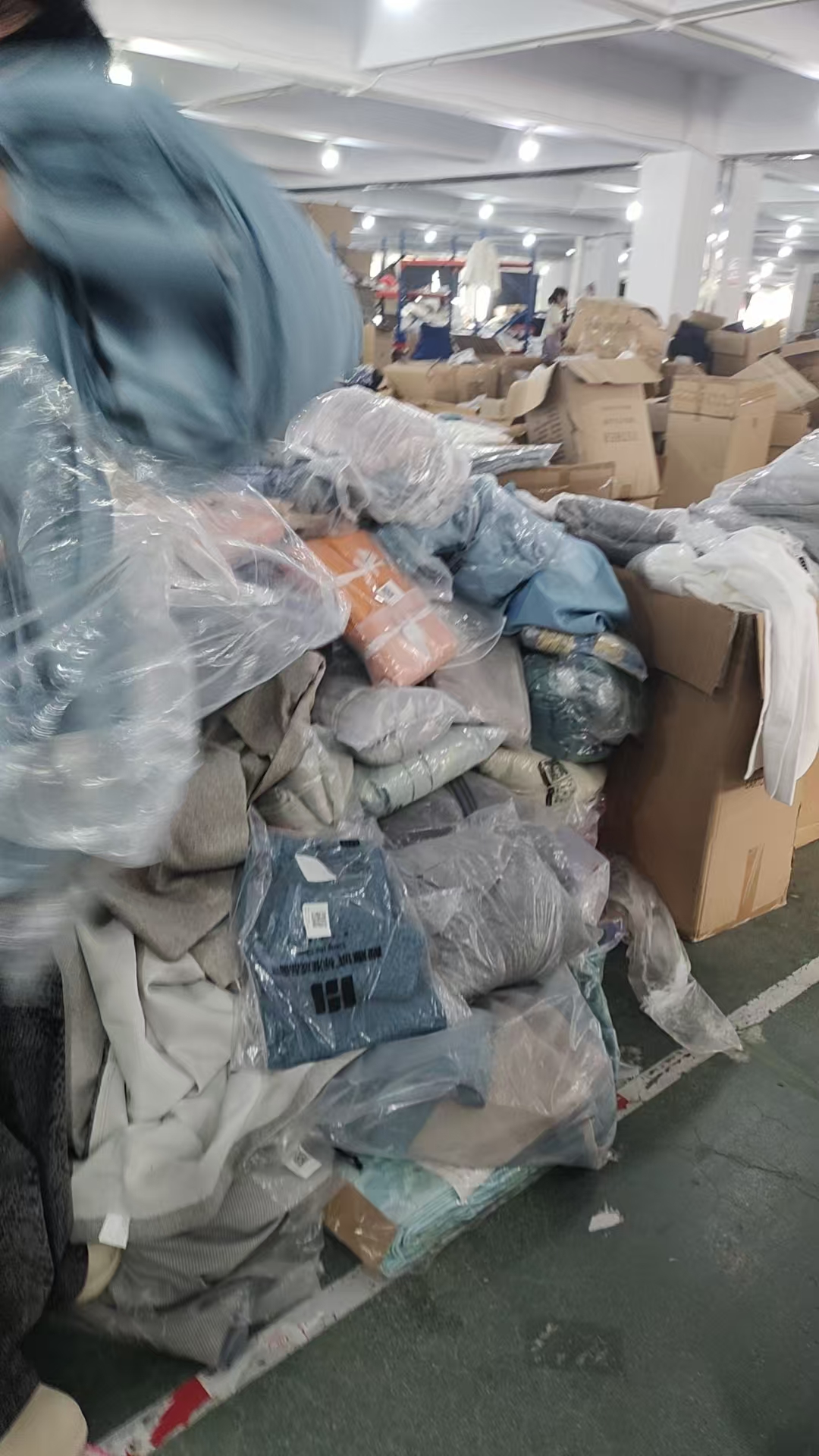 多色多款窗帘高约240起宽约140起发1片大小不分介意勿拍