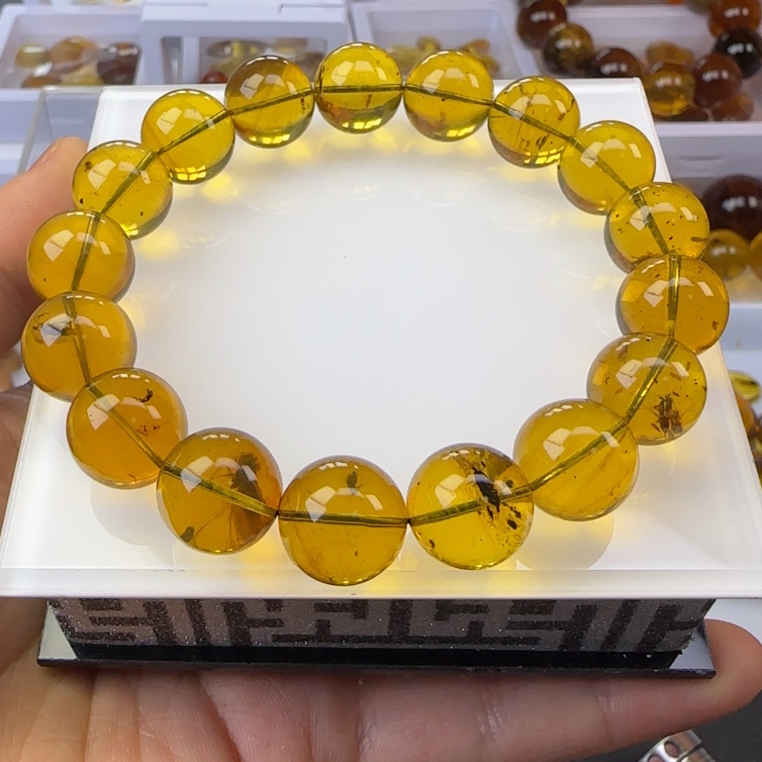 琥珀裸石未镶嵌沐**行沐