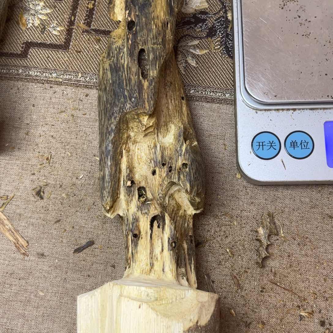 沉香木手把件奇楠191 克。。。