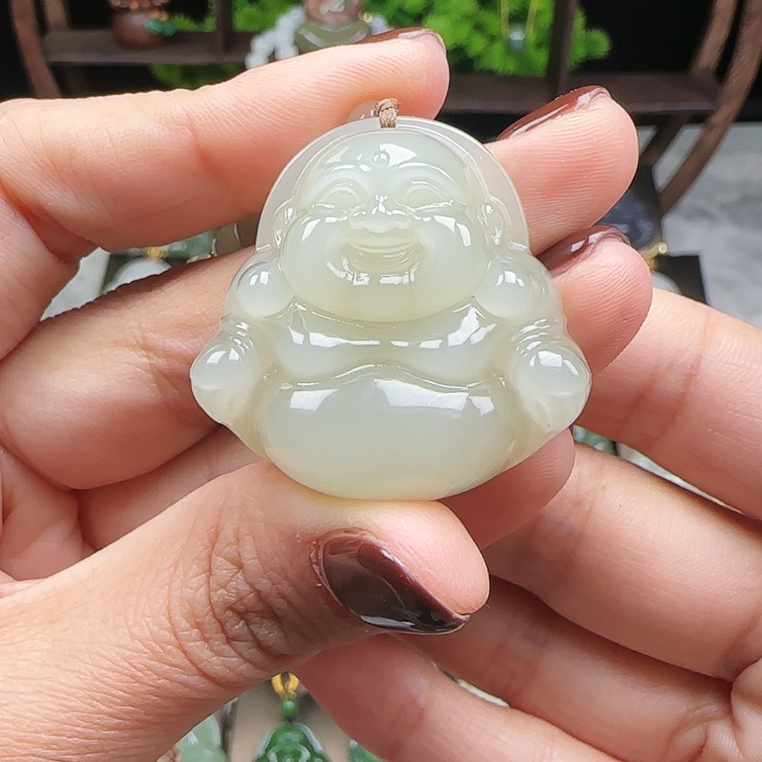 和田玉未镶嵌吊坠(赠链)