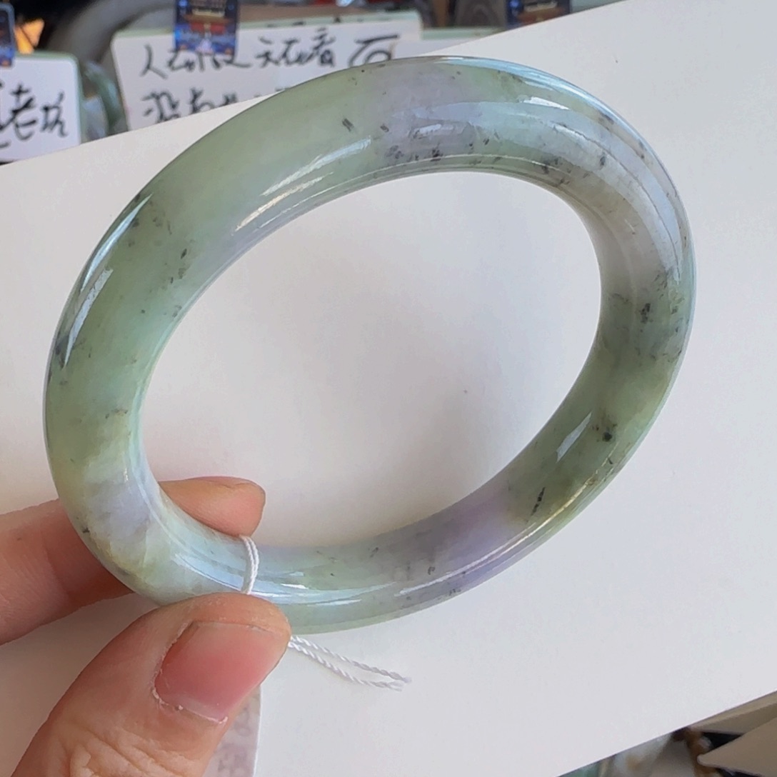 翡翠手镯未镶嵌o****?老坑