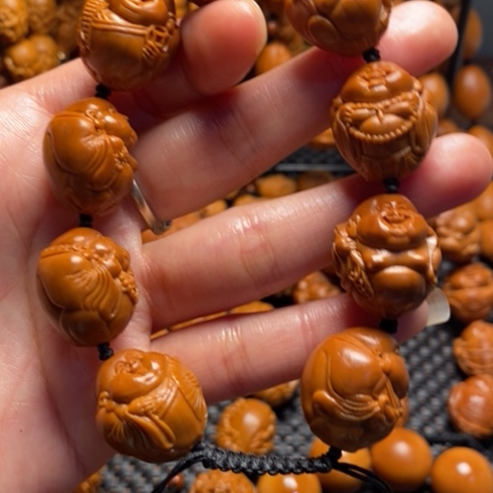 橄榄核吊坠八大弥勒