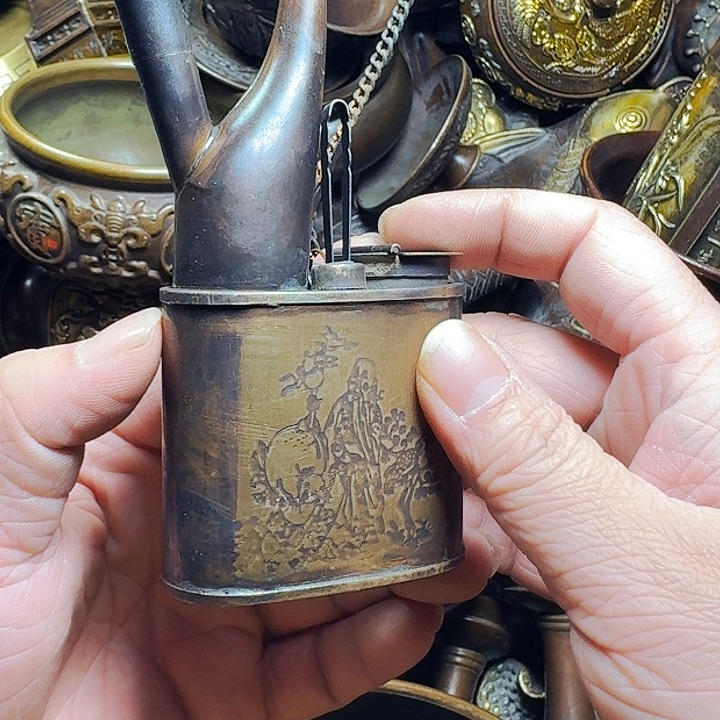 铜器摆件收收藏藏