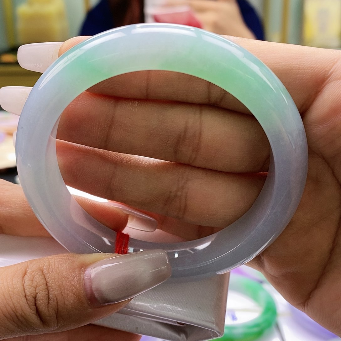 【闪购商品】未镶嵌手镯翡翠