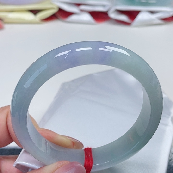 翡翠手镯未镶嵌缅甸翡翠