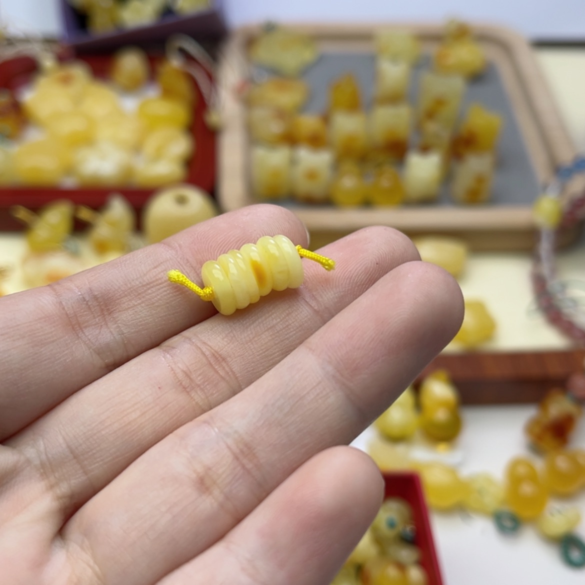 【闪购商品】蜜蜡裸石未镶嵌配饰