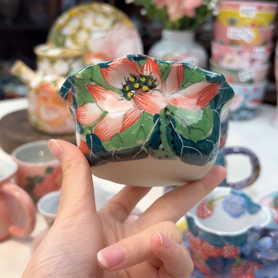 瓷片兔兔好可爱啊我