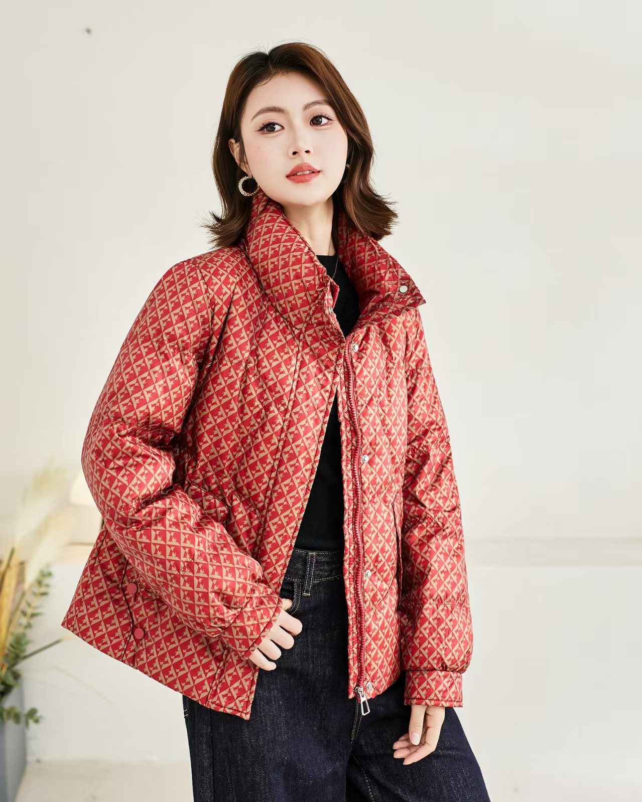 鸭绒立领羽绒服冬季女装防寒外套保暖洋气宽松大码加厚款保暖新款