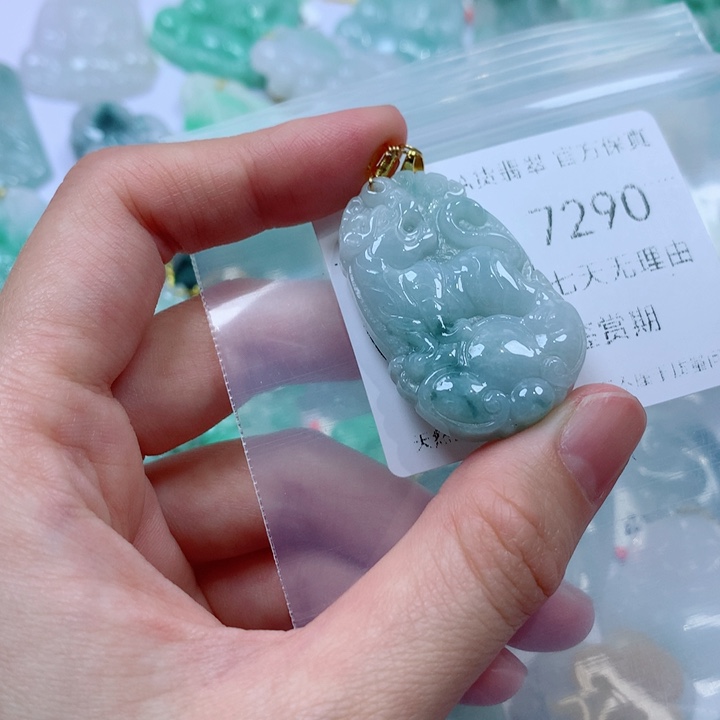 颈饰未镶嵌翡翠翡翠