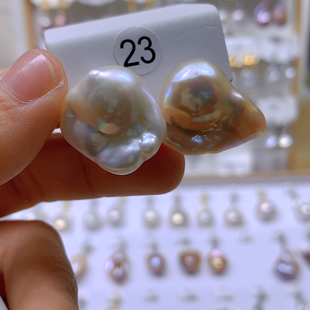 淡水珍珠合金颈饰