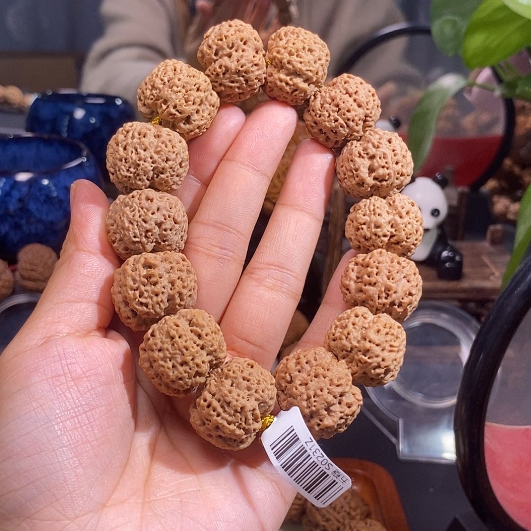 金刚菩提手串简****来满天星蜂王菠萝蜜23mm