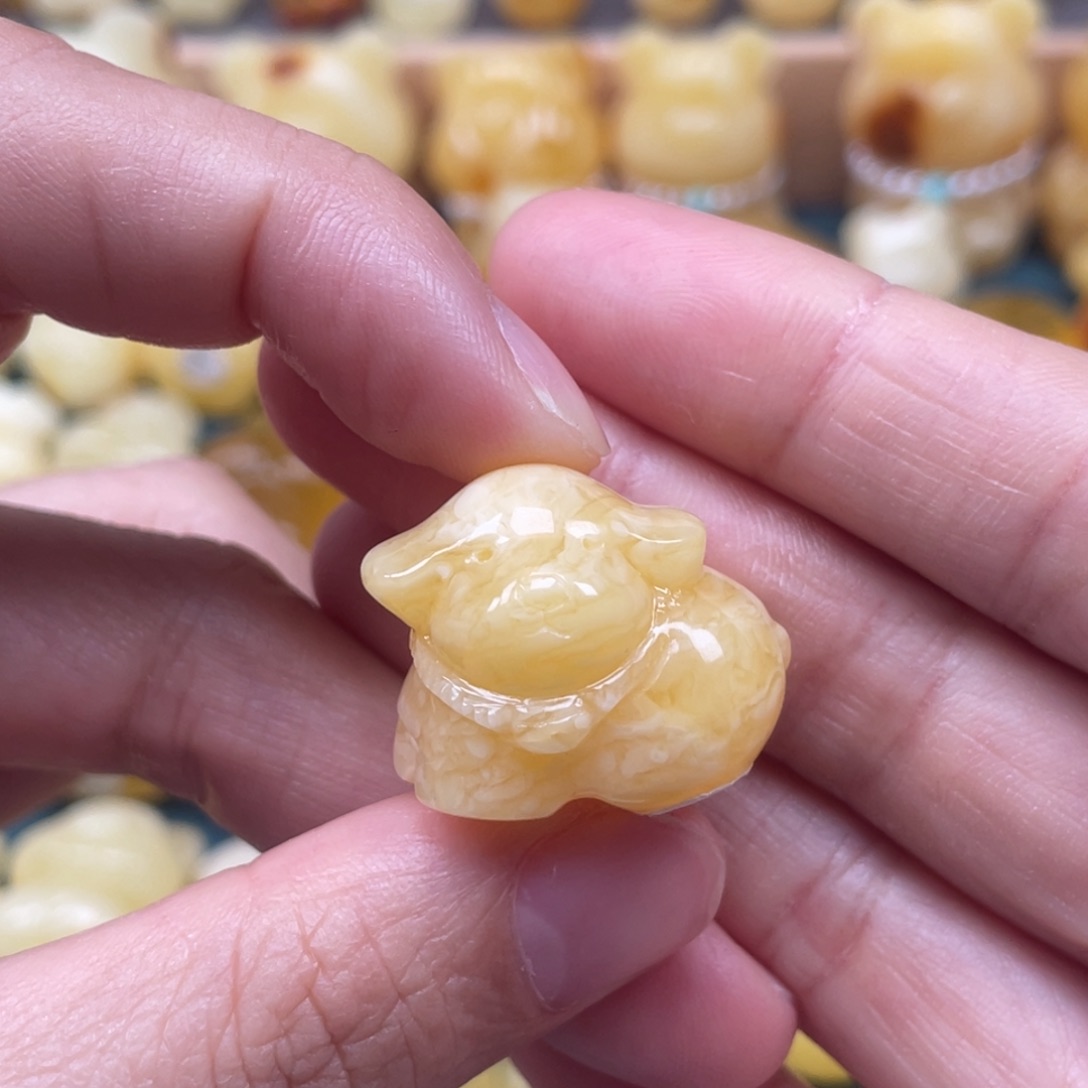 未镶嵌琥珀裸石蜜蜡