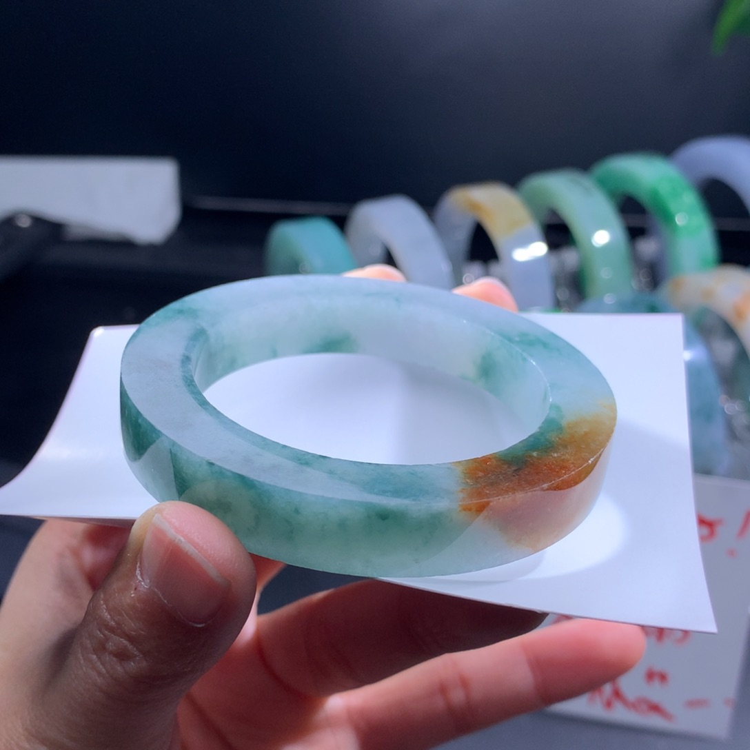 定制翡翠手镯未镶嵌